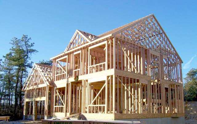 Как выбрать идеальную древесину для строительства вашего дома