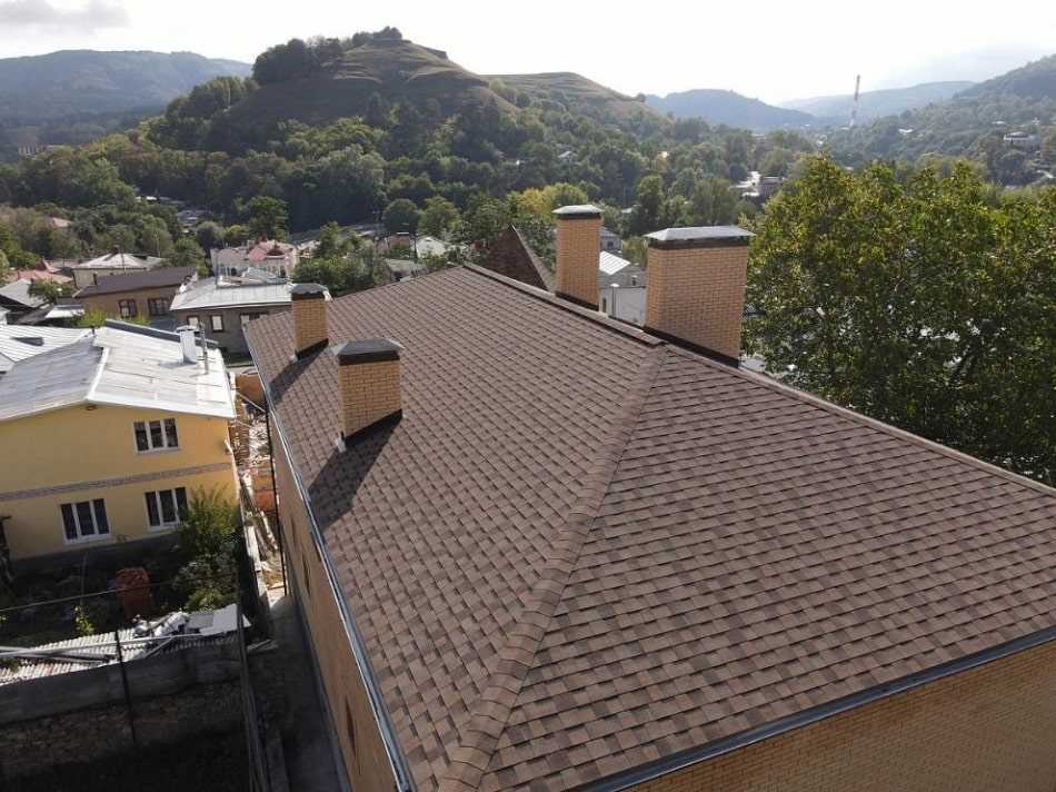 Крыша с живым покрытием: экологически чистая и эстетически привлекательная альтернатива
